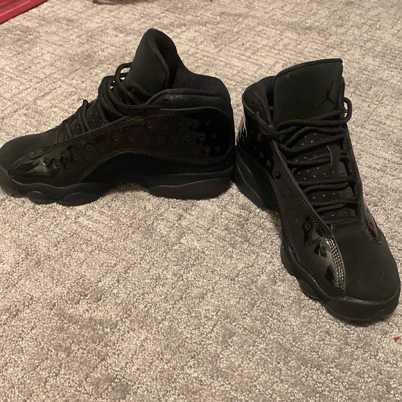 Jordan 13s size 4.5Y - Picture 4 of 5